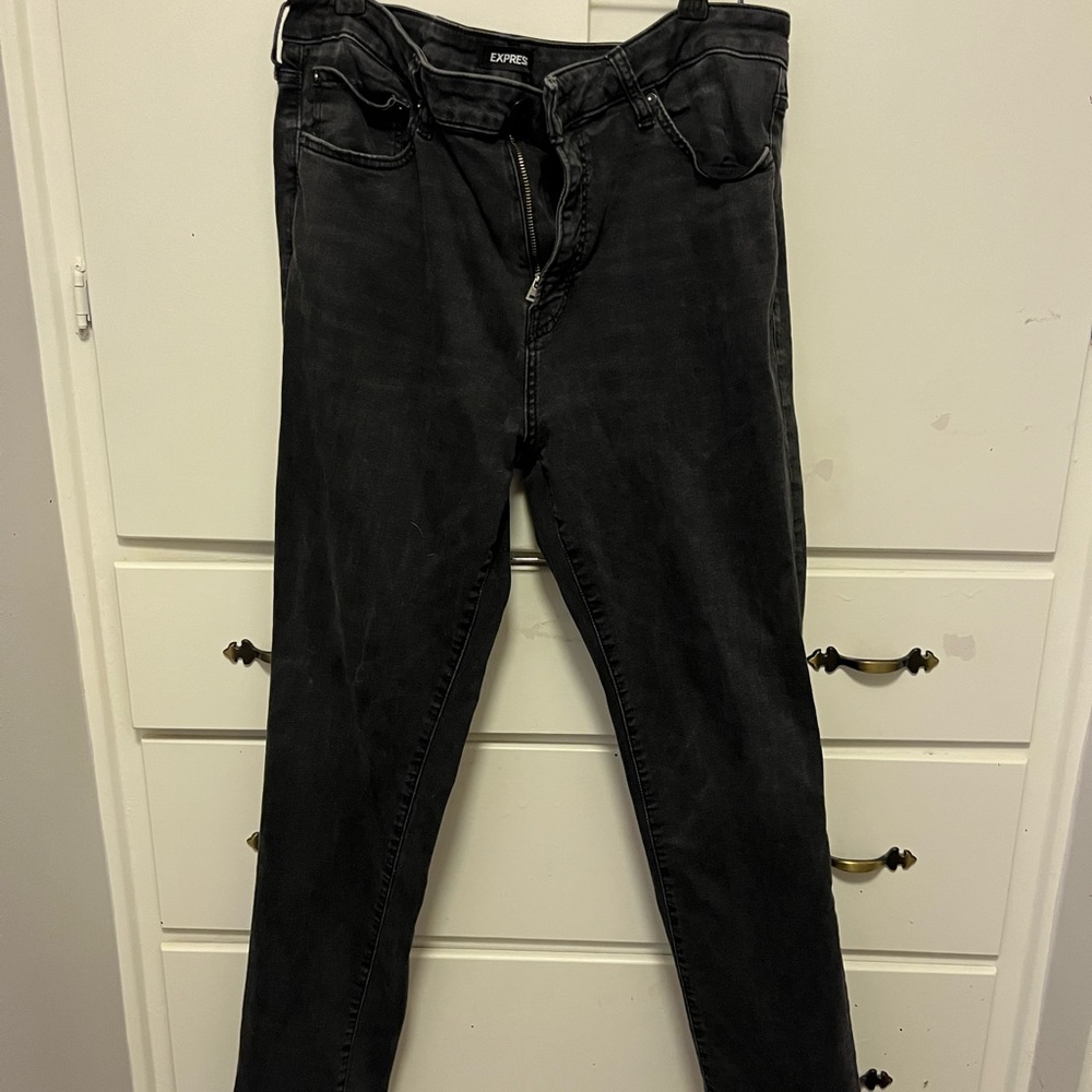 Express Men’s 36X32 slim stretch jeans washed black